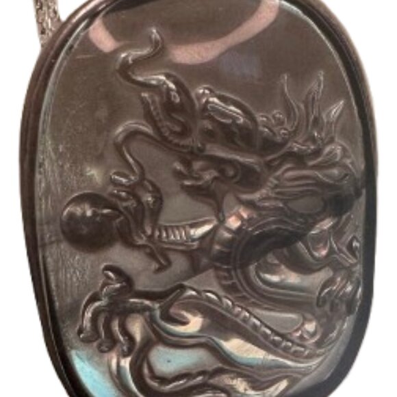 Dragon Gray Quartz Pendant Necklace | 2.5" Pendant +18" Necklace | NWT - Picture 2 of 9